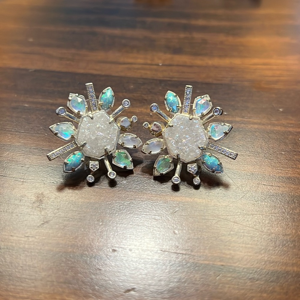 Kendra Scott post earrings